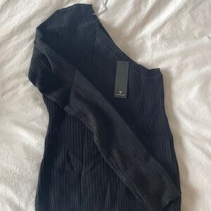 Black one shoulder long sleeve